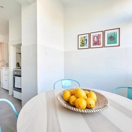Quiet&Central 2BR APT, By TimeCooler Lisboa Exterior foto